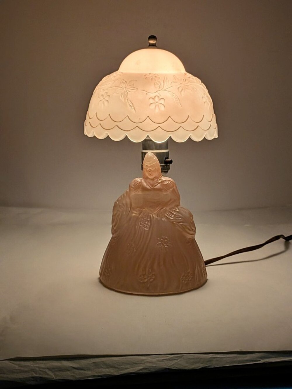 Vintage Pink Glass Lady Figural Lamp Floral Scalloped Shade DIY Lighted Base